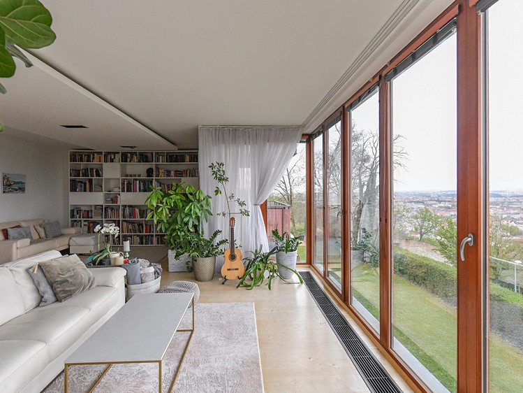 Pronájem bytu 4+1 185 m² - foto 3