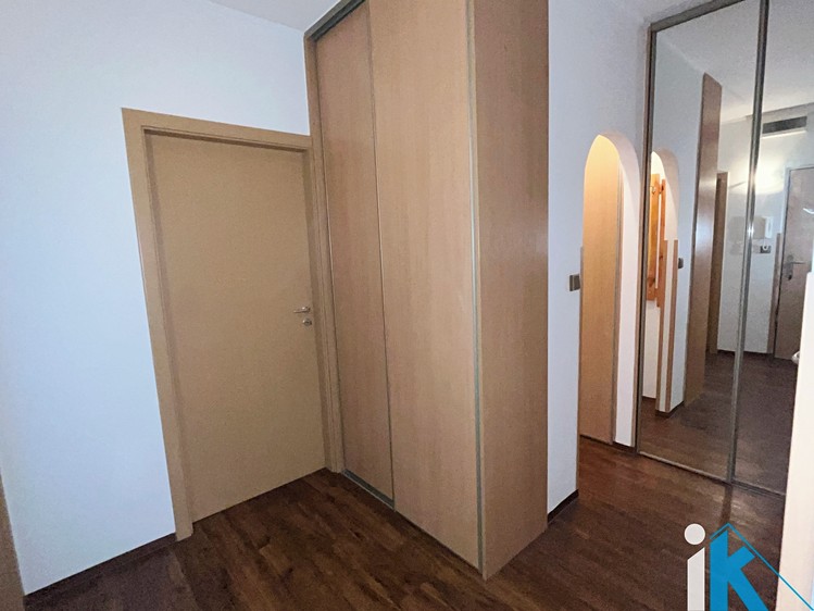 Pronájem bytu 2+1 58 m² - foto 6