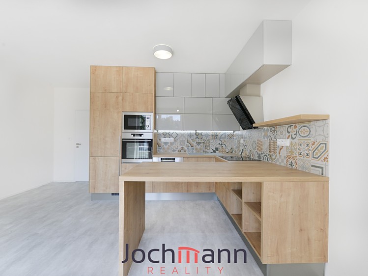 Pronájem bytu 2+kk 55 m² - foto 1