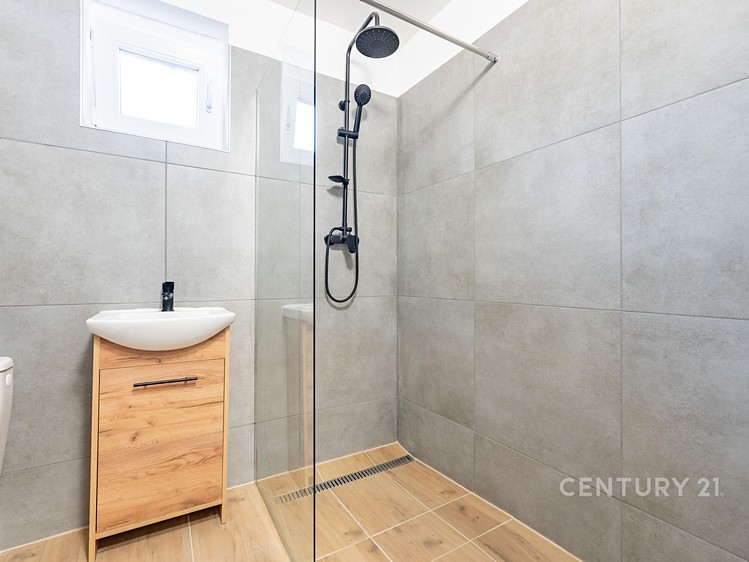Pronájem bytu 2+kk 40 m² - foto 4
