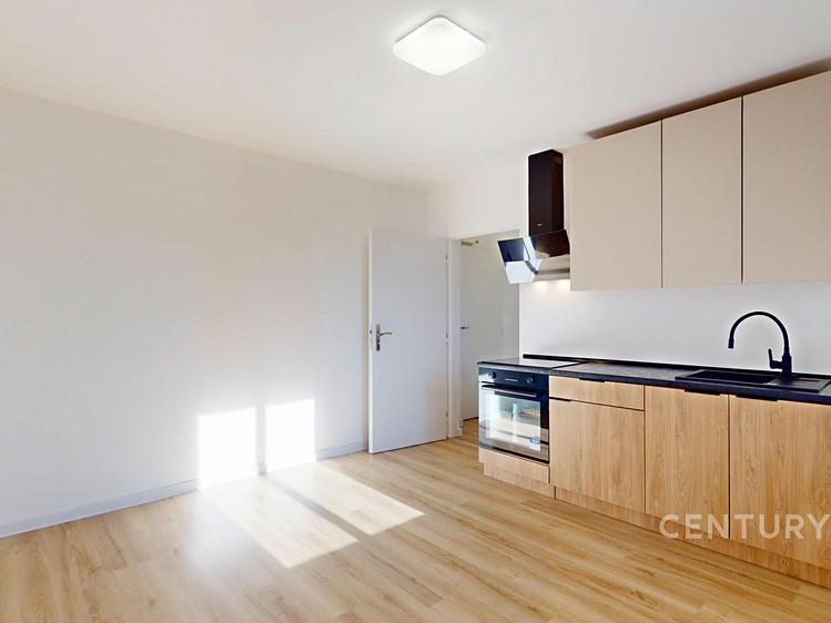 Pronájem bytu 2+kk 40 m² - foto 8