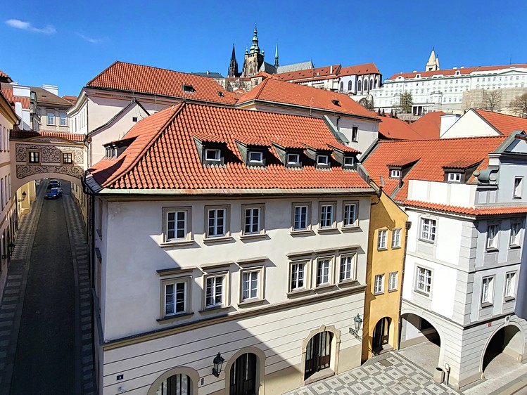 Pronájem bytu 3+kk 70 m² - foto 1