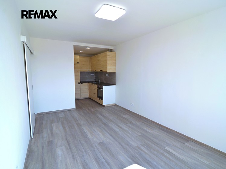 Pronájem bytu 2+kk 46 m² - foto 3