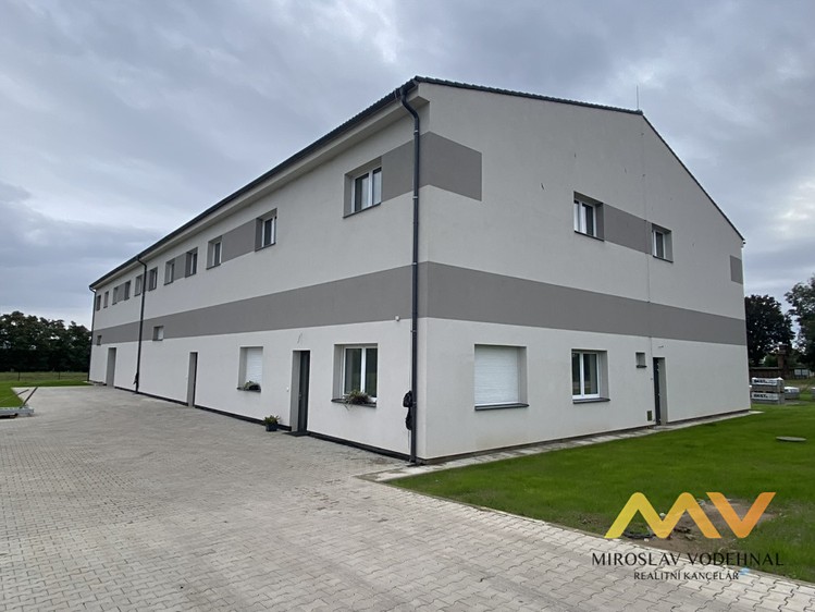 Pronájem bytu 2+kk 59 m² - foto 1