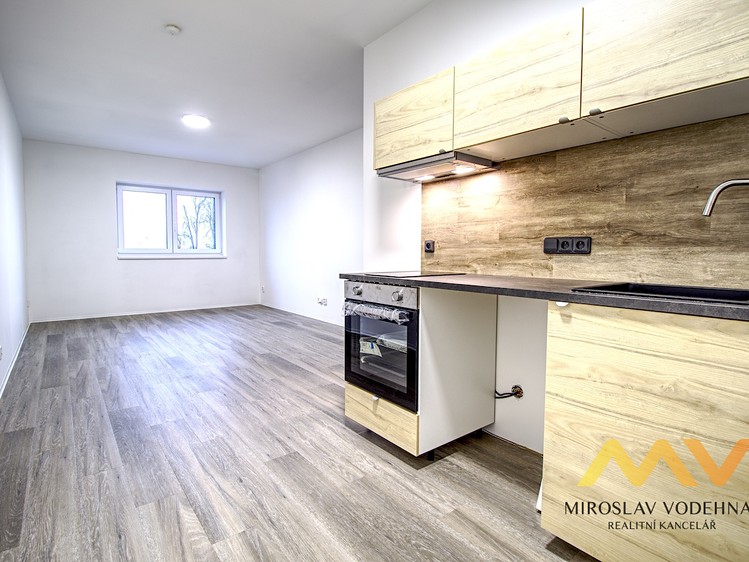 Pronájem bytu 2+kk 59 m² - foto 3