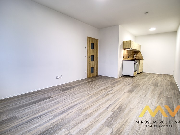 Pronájem bytu 2+kk 59 m² - foto 5