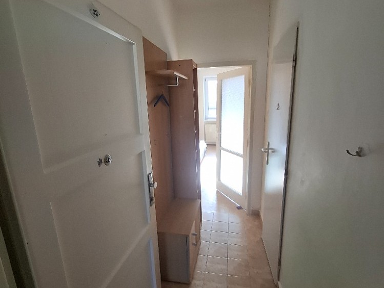 Pronájem bytu 1+kk 18 m² - foto 4