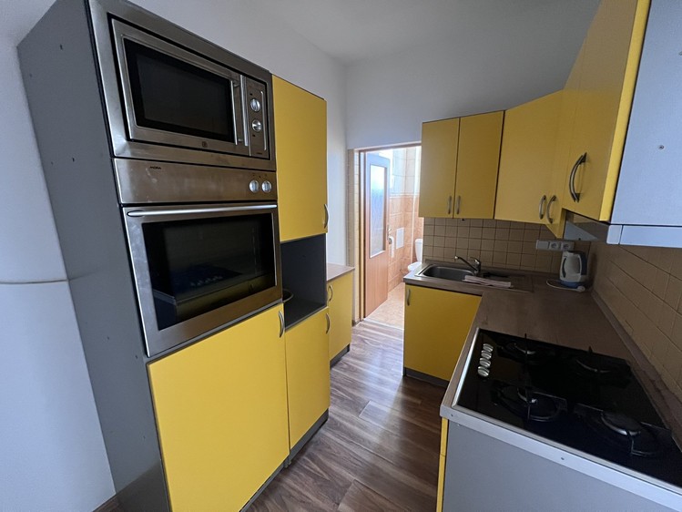 Pronájem bytu 2+1 48 m² - foto 6