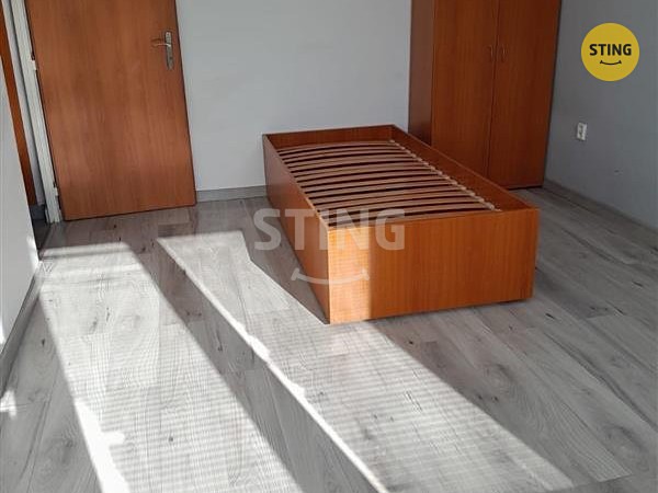 Pronájem bytu 1+1 32 m² - foto 3