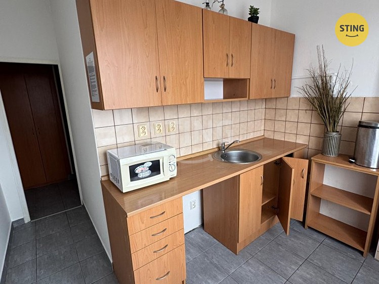 Pronájem bytu 1+1 32 m² - foto 2