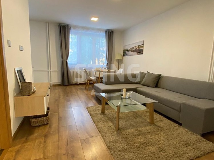 Pronájem bytu 3+kk 71 m² - foto 4