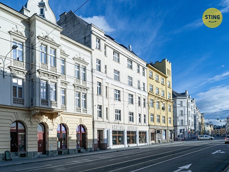 Pronájem bytu 3+kk 66 m² - foto 2