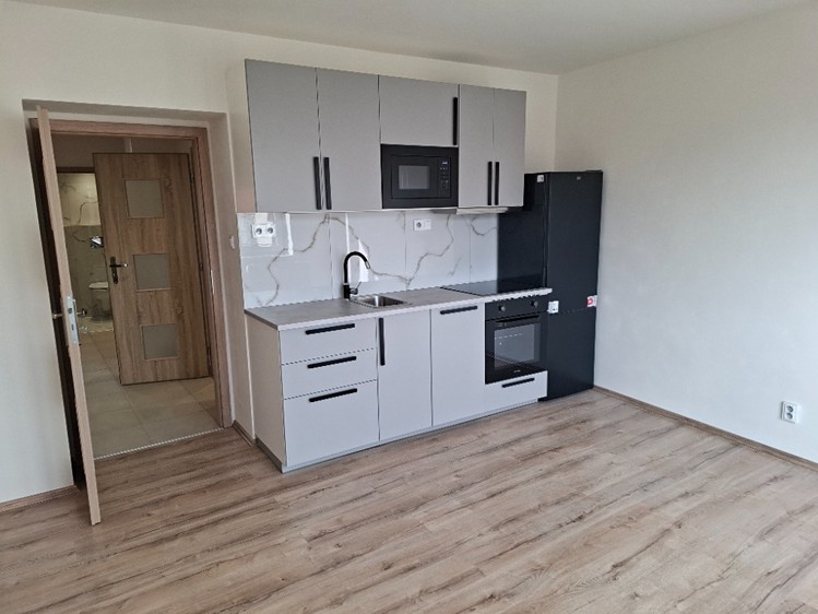 Pronájem bytu 2+kk 52 m² - foto 1