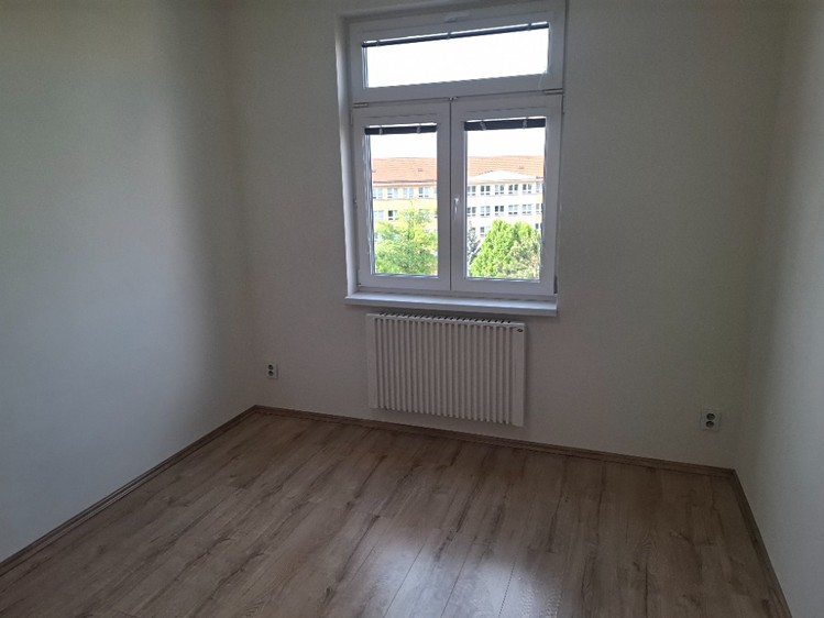 Pronájem bytu 2+kk 52 m² - foto 7
