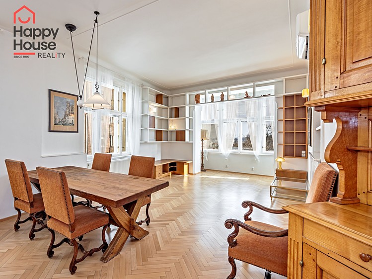 Pronájem bytu 4+kk 132 m² - foto 5