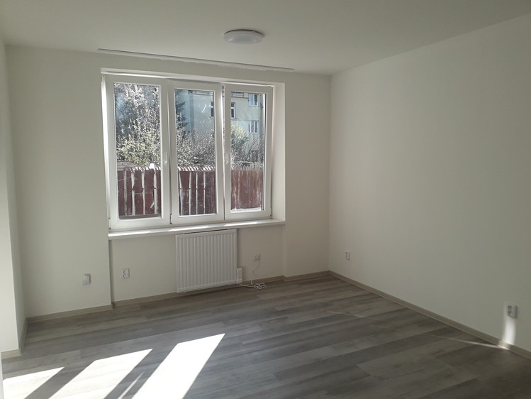 Pronájem bytu 1+1 35 m² - foto 8