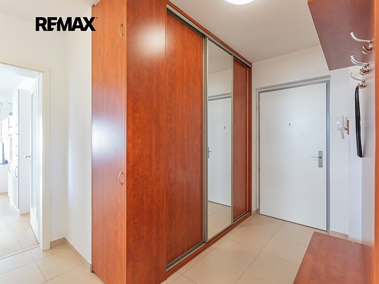 Pronájem bytu 2+kk 55 m² - foto 8