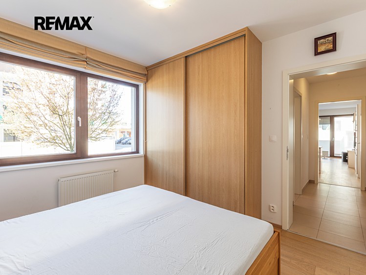 Pronájem bytu 2+kk 55 m² - foto 7