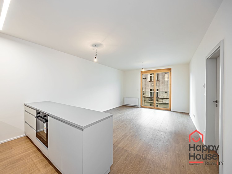 Pronájem bytu 3+kk 80 m² - foto 6