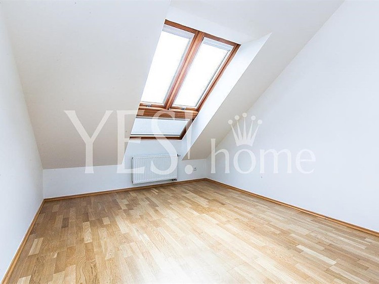 Pronájem bytu 5+1 168 m² - foto 4