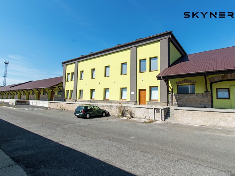 Pronájem bytu 3+kk 81 m² - foto 2