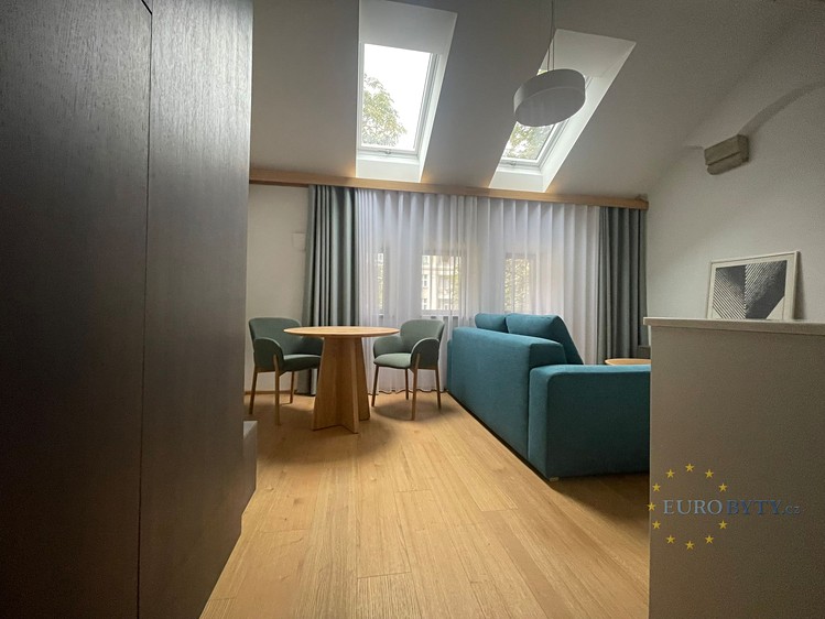Pronájem bytu 1+kk 40 m² (Mezonet) - foto 6