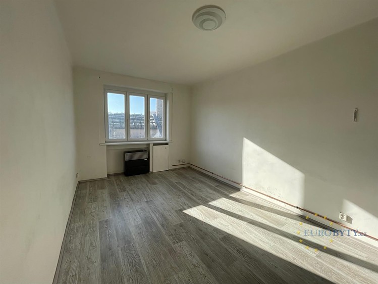 Pronájem bytu 1+kk 35 m² - foto 7