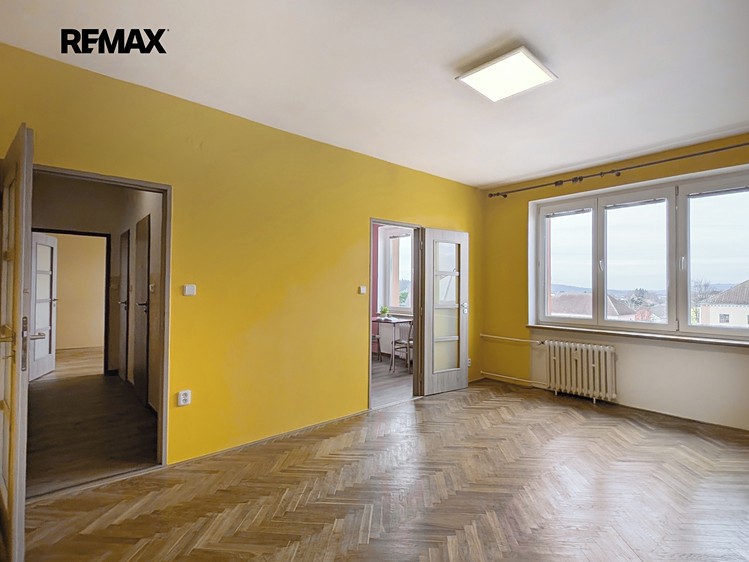 Pronájem bytu 2+1 53 m² - foto 3