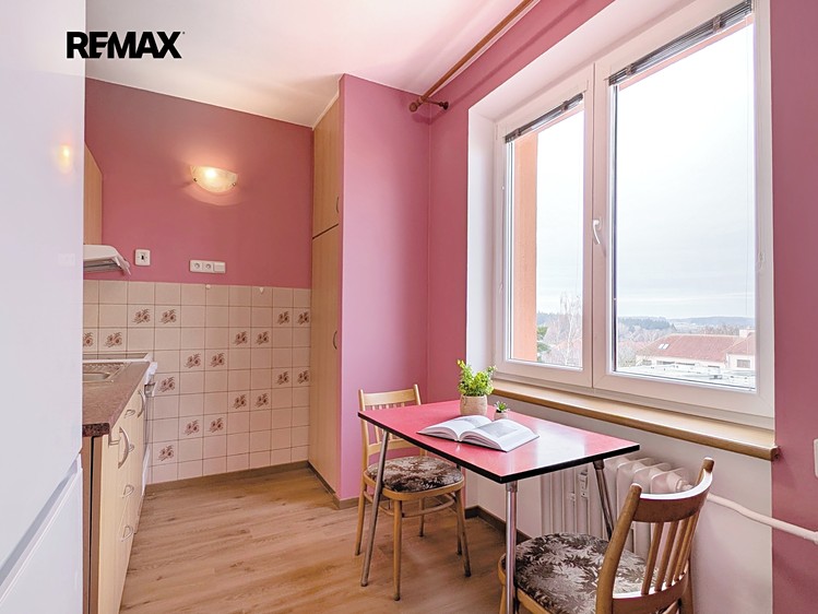 Pronájem bytu 2+1 53 m² - foto 6