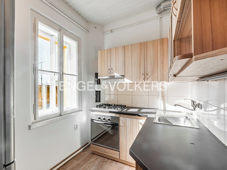 Pronájem bytu 2+1 70 m² - foto 2