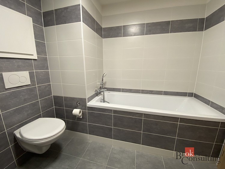 Pronájem bytu 2+kk 77 m² - foto 6