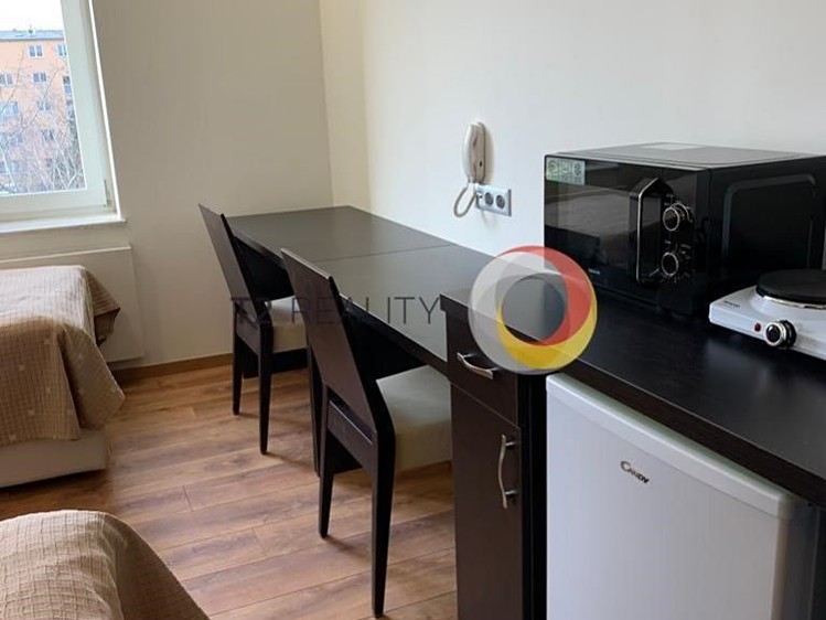 Pronájem bytu 1+kk 21 m² - foto 2