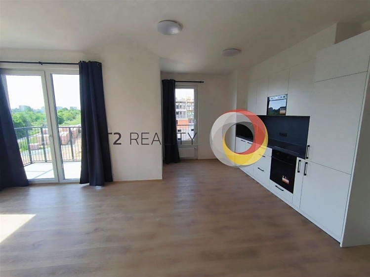 Pronájem bytu 2+kk 57 m² - foto 1