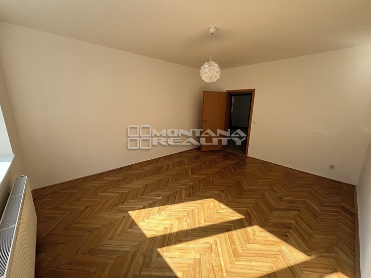 Pronájem bytu 3+kk 78 m² - foto 5