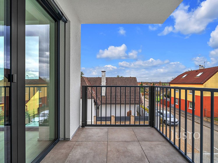 Pronájem bytu 4+kk 132 m² - foto 8