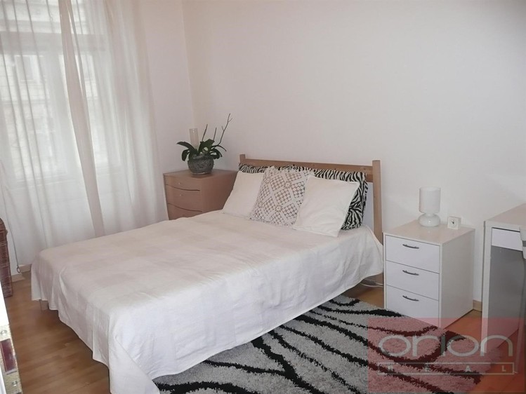 Pronájem bytu 3+kk 128 m² - foto 4