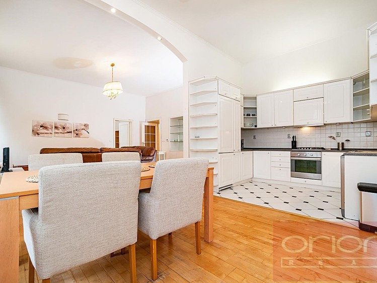 Pronájem bytu 3+kk 128 m² - foto 4