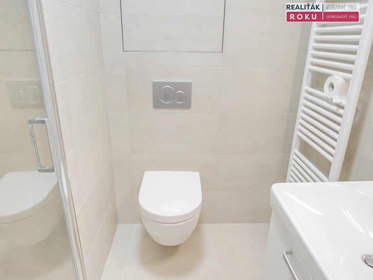 Pronájem bytu 1+kk 28 m² - foto 5