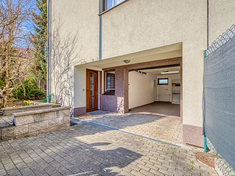 Pronájem bytu 5+1 190 m² - foto 3