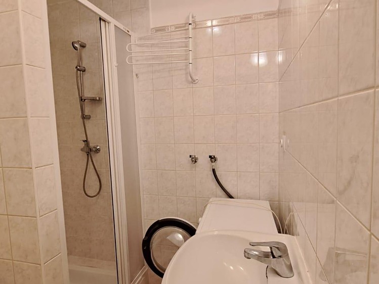 Pronájem bytu 1+kk 32 m² - foto 4