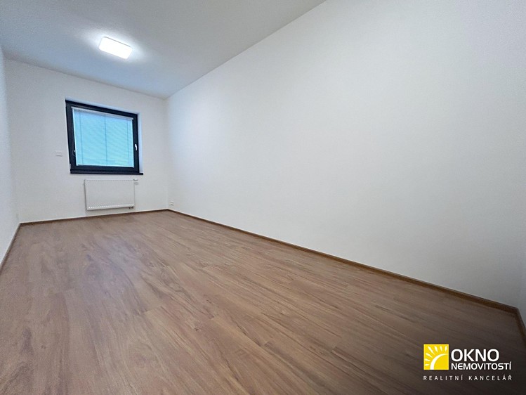 Pronájem bytu 3+kk 85 m² - foto 3
