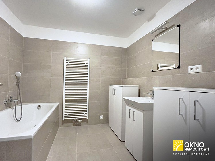 Pronájem bytu 3+kk 85 m² - foto 6