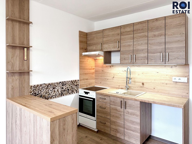 Pronájem bytu 1+kk 24 m² - foto 7