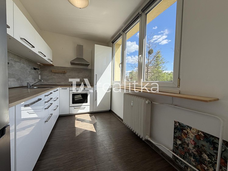 Pronájem bytu 2+1 57 m² - foto 1