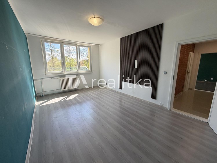 Pronájem bytu 2+1 57 m² - foto 3