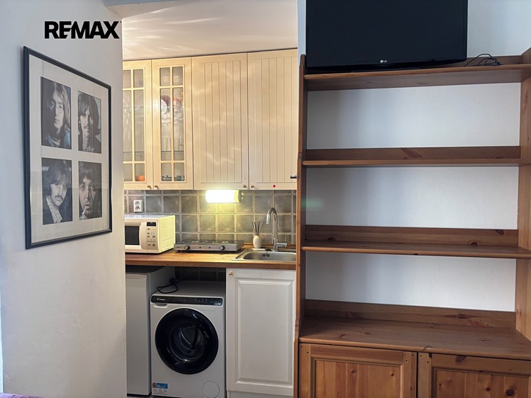 Pronájem bytu 1+kk 20 m² - foto 2