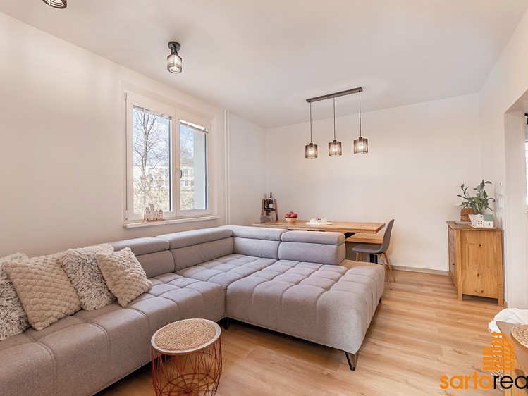 Pronájem bytu 4+1 65 m² - foto 2