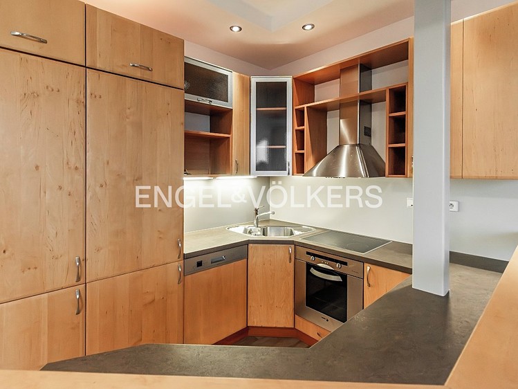 Pronájem bytu 3+kk 93 m² - foto 4