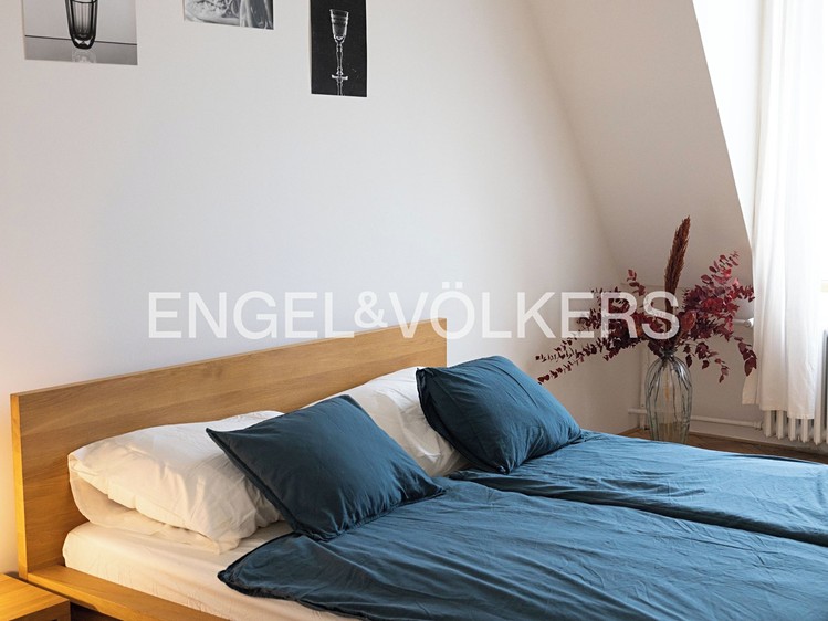 Pronájem bytu 2+1 88 m² - foto 4