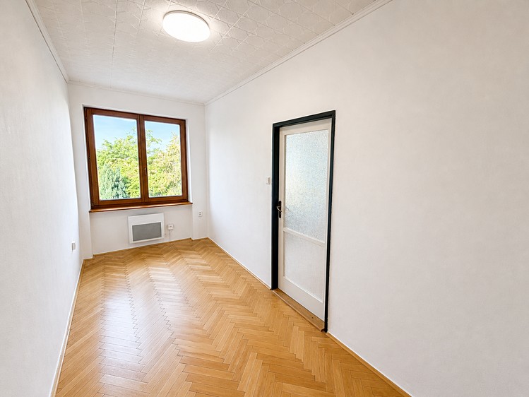 Pronájem bytu 3+1 65 m² - foto 8